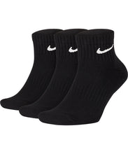 Load image into Gallery viewer, Nike Ankle Socks (3 pairs)
